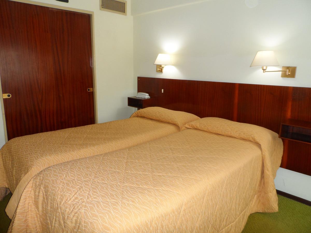 Hotel Eo Park San Clemente del Tuyú Exteriör bild
